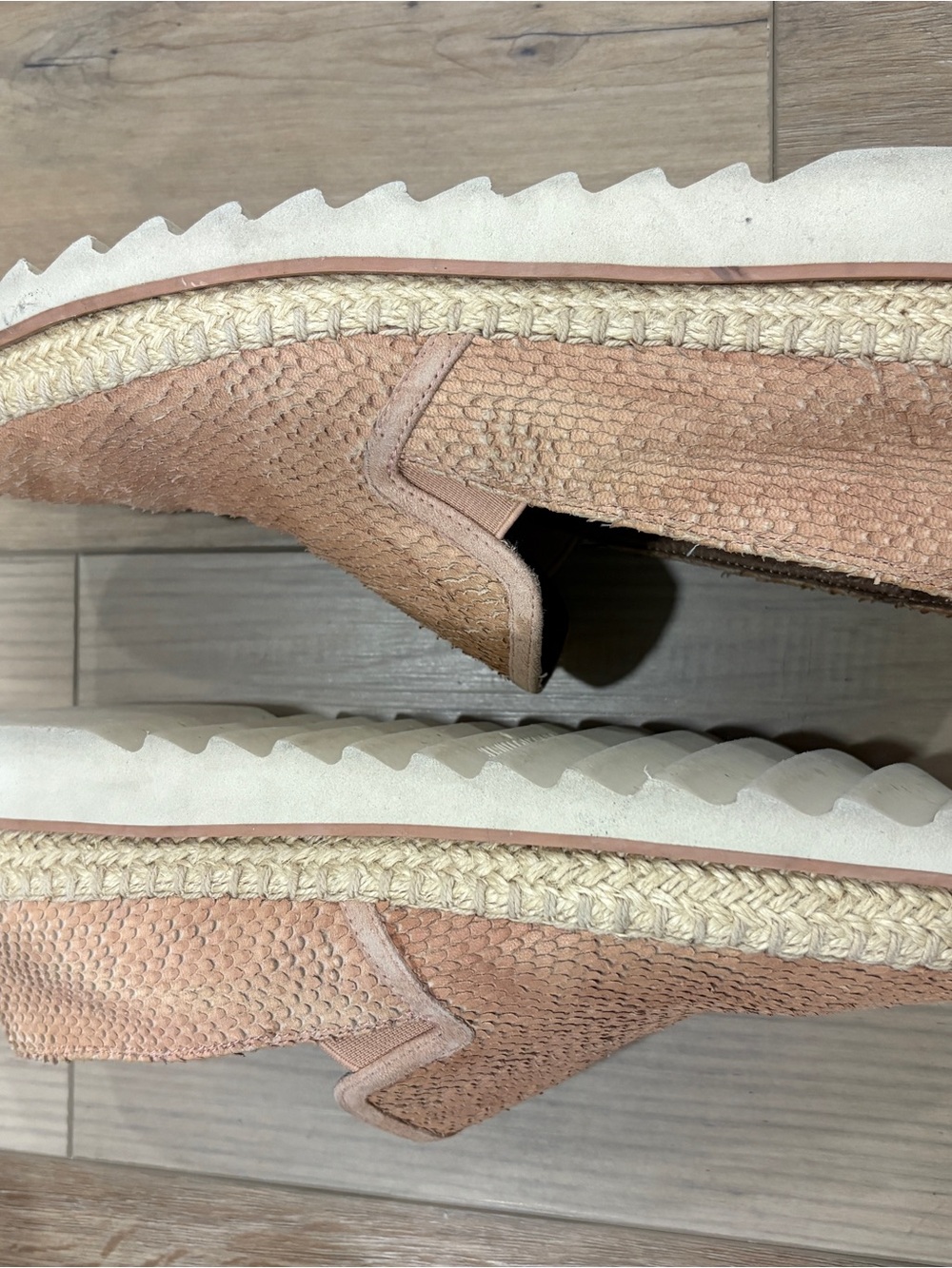 Donald Pliner Millie Slip-On Platform Loafer Textured Mauve Light Peach Pink 9.5 - Picture 8 of 8